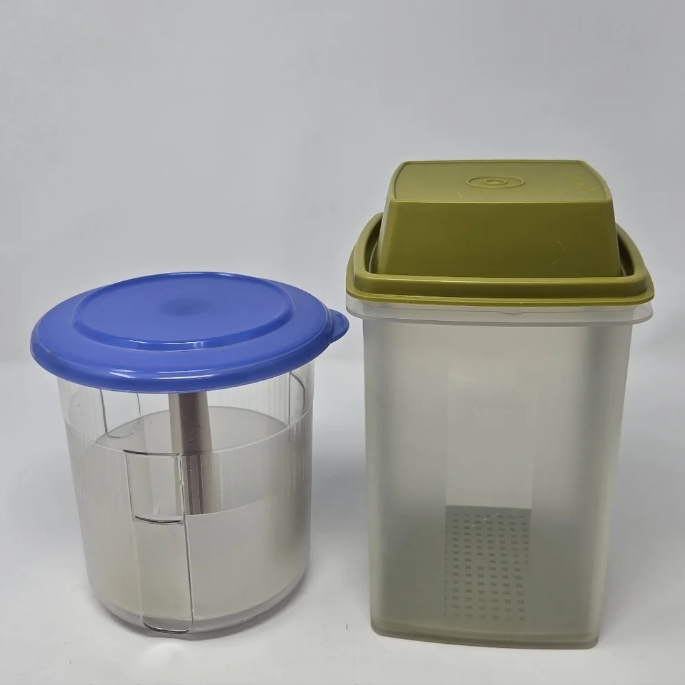 VINTAGE TUPPERWARE PICK A DELI SET OF 2 CONTAINTERS FOOD STORAGE ROUND & SQUARE
